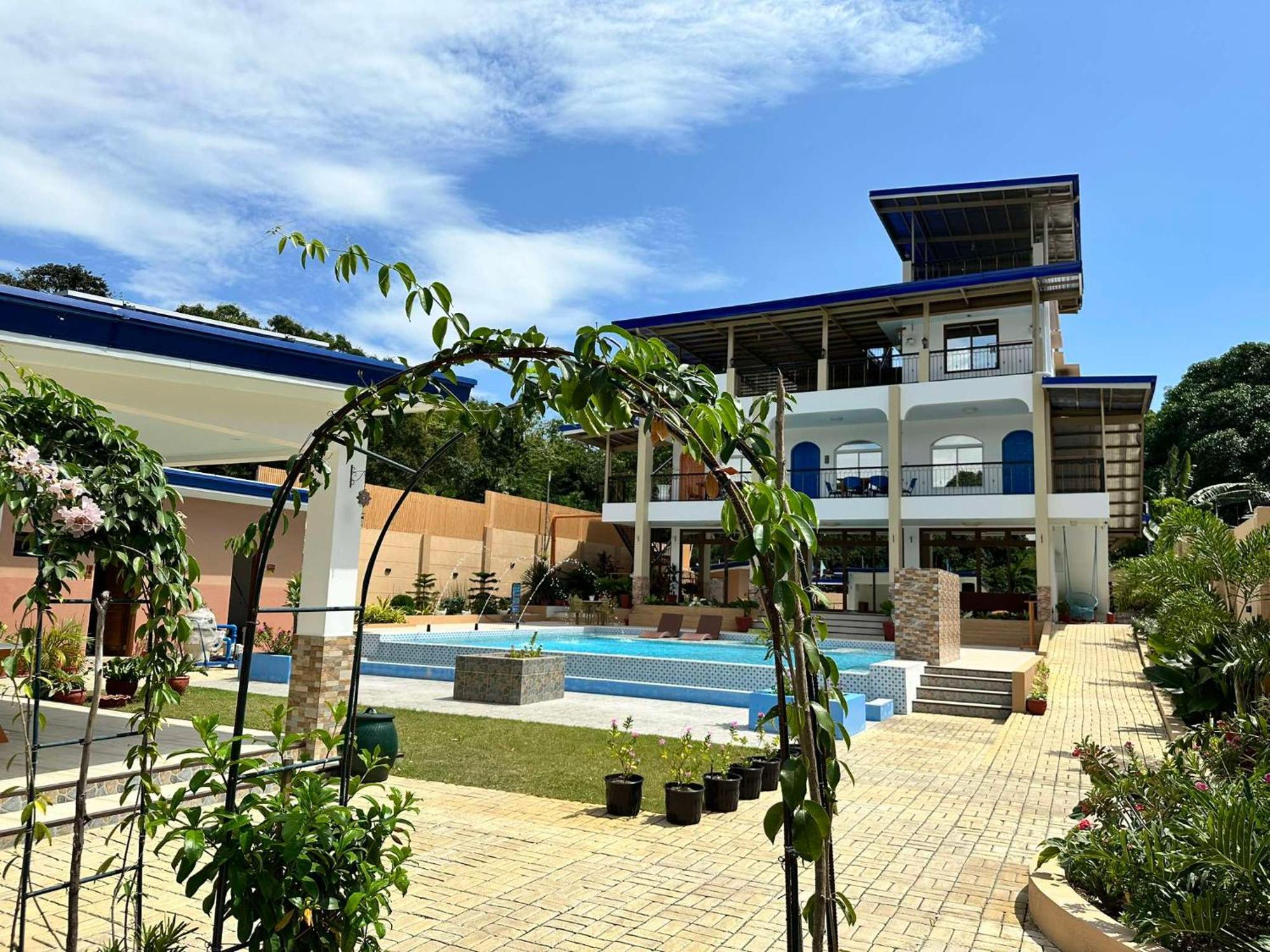 Aina Hannah Family Resort'S Greek Unit Calatagan Bagian luar foto